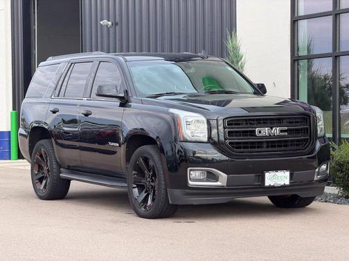 Onyx Black 2017 GMC Yukon SLE