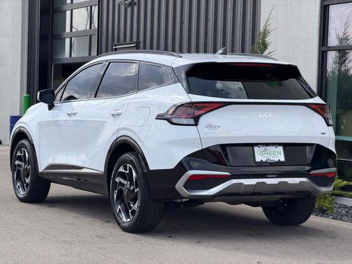 Glacial White Pearl 2024 Kia Sportage SX-Prestige