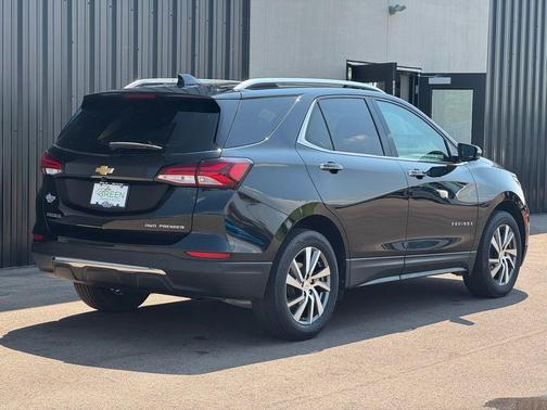2022 Chevrolet Equinox Premier w/1LZ