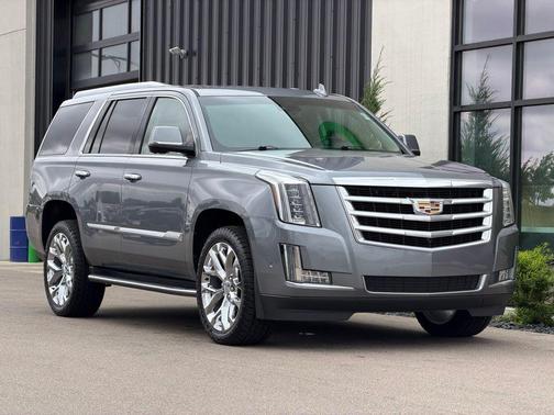 Gray 2018 Cadillac Escalade Luxury