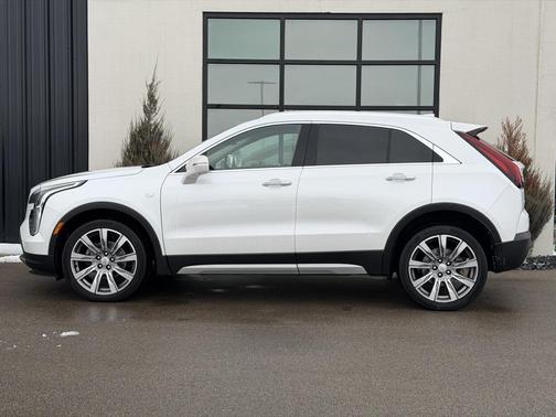 2019 Cadillac XT4 Premium Luxury