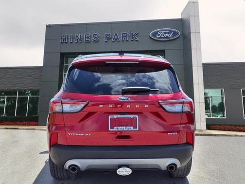 2022 Ford Escape TITANIUM