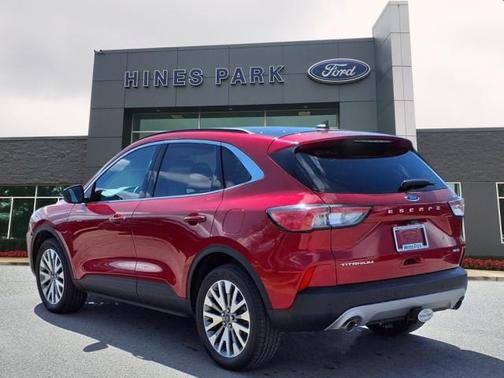 2022 Ford Escape TITANIUM