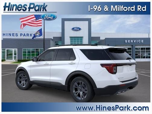 Star White Metallic Tri-Coat 2026 Ford Explorer Active