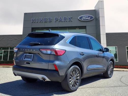 2021 Ford Escape TITANIUM