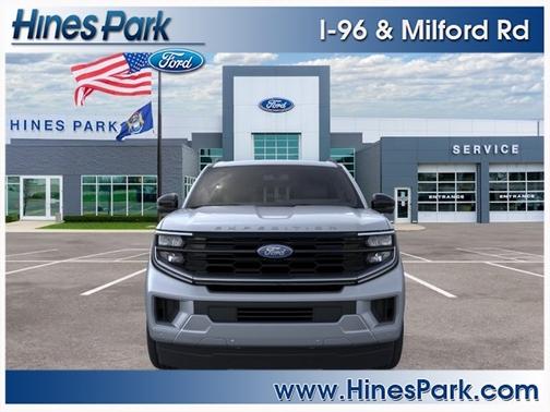 Glacier Gray Metallic Tri-Coat 2026 Ford Expedition Max Platinum