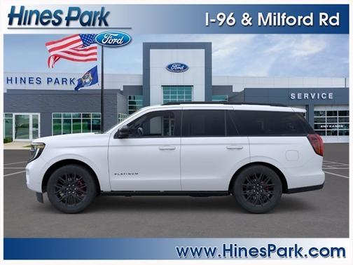 Star White Metallic Tri-Coat 2025 Ford Expedition Platinum