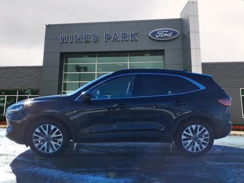 2020 Ford Escape TITANIUM