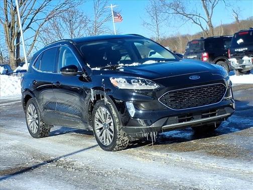 2020 Ford Escape TITANIUM