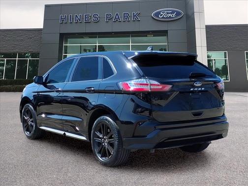 AGATE BLACK METALLIC 2024 Ford Edge ST-LINE
