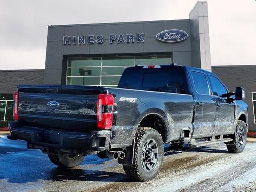2023 Ford F-250 LARIAT