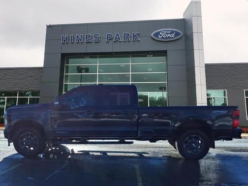 2023 Ford F-250 LARIAT