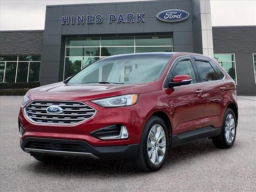 RUBY RED METALLIC TINTED CC 2019 Ford Edge TITANIUM