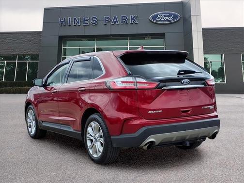 RUBY RED METALLIC TINTED CC 2019 Ford Edge TITANIUM