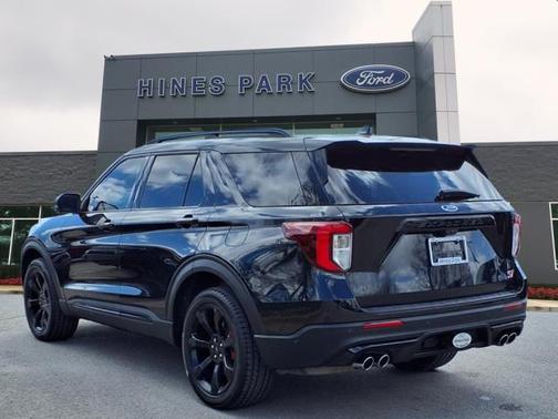 2022 Ford Explorer ST