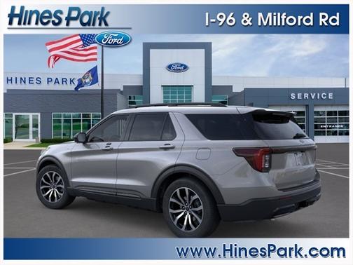 Carbonized Gray Metallic 2026 Ford Explorer ST-Line