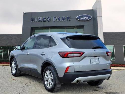 ICONIC SILVER METALLIC 2023 Ford Escape ACTIVE