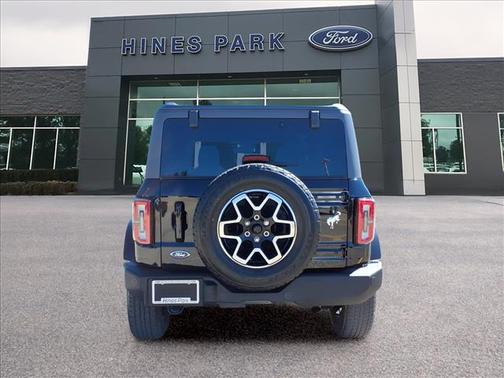 Shadow Black 2024 Ford Bronco Outer Banks