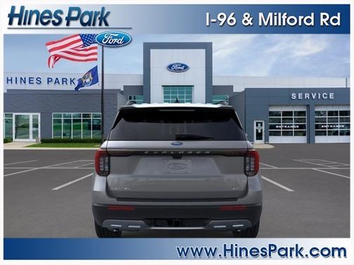 Carbonized Gray Metallic 2026 Ford Explorer Active