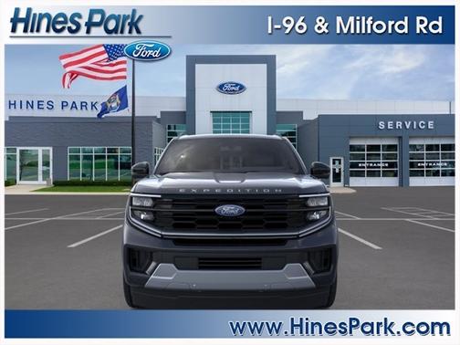 Agate Black Um 2026 Ford Expedition Max Platinum