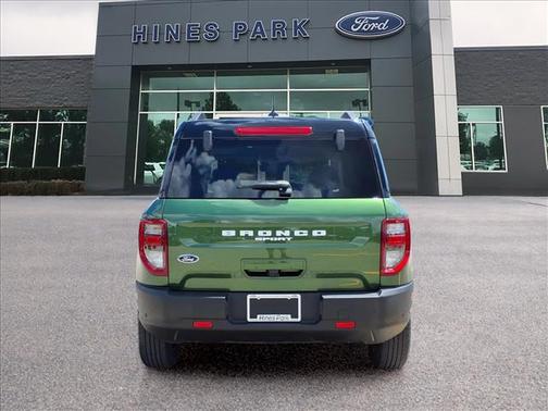 Eruption Green Metallic 2023 Ford Bronco Sport Outer Banks