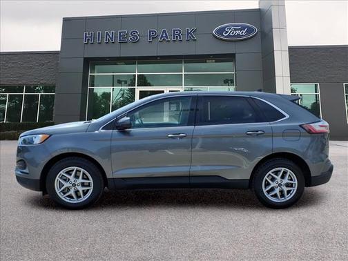 Carbonized Gray Metallic 2023 Ford Edge SEL