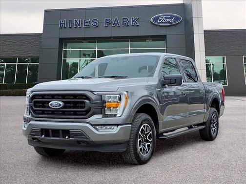 CARBONIZED GRAY METALLIC 2023 Ford F-150 XLT