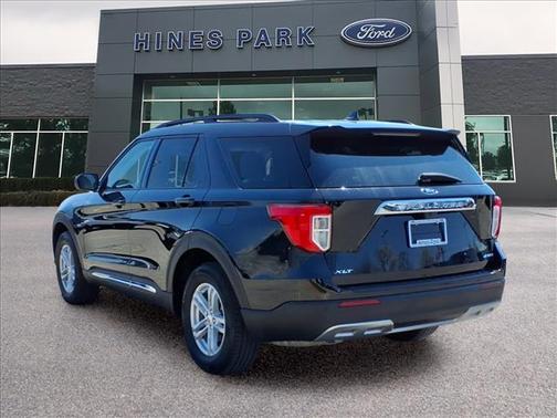 AGATE BLACK METALLIC 2023 Ford Explorer XLT