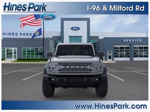 Avalanche Gray 2026 Ford Bronco Badlands