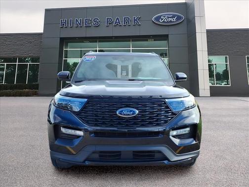 Agate Black 2023 Ford Explorer ST-Line