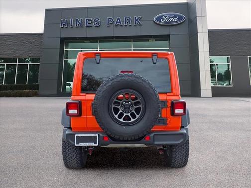 Metallic 2023 Jeep Wrangler SPORT