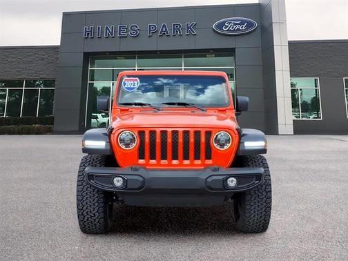 Metallic 2023 Jeep Wrangler SPORT