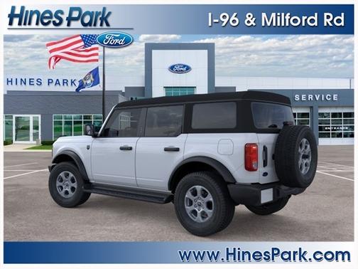 Oxford White 2026 Ford Bronco Big Bend