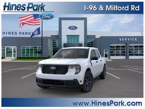 Oxford White 2025 Ford Maverick XLT