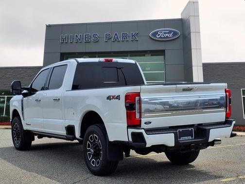 2024 Ford F-250 PLATINUM