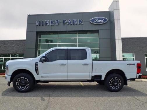 2024 Ford F-250 PLATINUM
