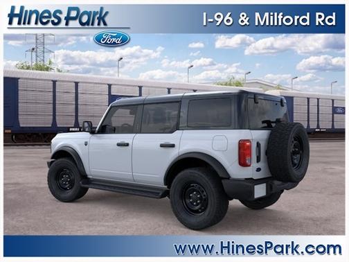Oxford White 2026 Ford Bronco Big Bend