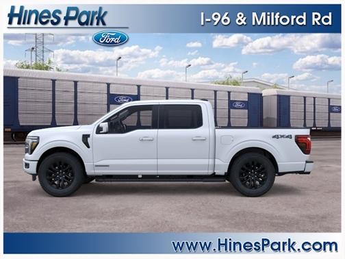 Star White Metallic Tri-Coat 2026 Ford F-150 Lariat