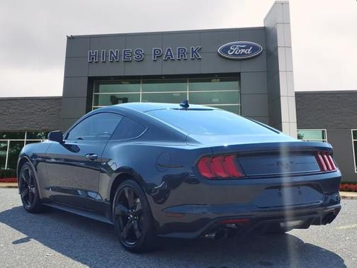 2022 Ford Mustang ECOBOOST