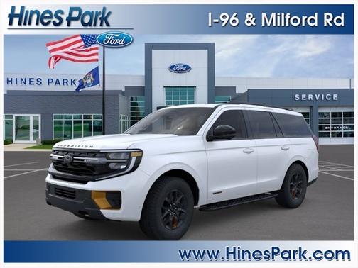 Star White Metallic Tri-Coat 2026 Ford Expedition Tremor