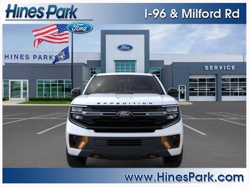 Star White Metallic Tri-Coat 2026 Ford Expedition Tremor