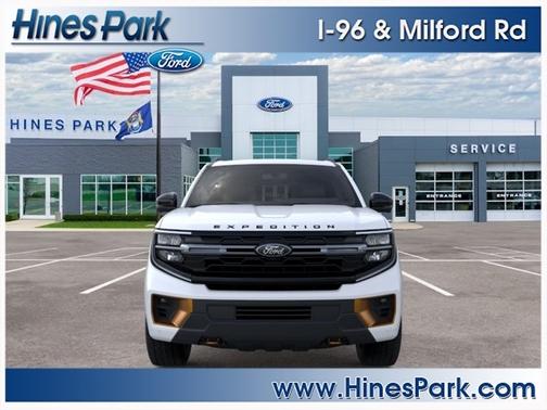 Star White Metallic Tri-Coat 2026 Ford Expedition Tremor