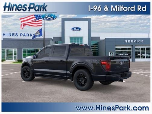 Agate Black Um 2026 Ford F-150 XLT