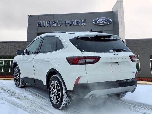 2025 Ford Escape PHEV