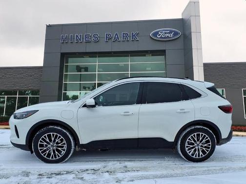 2025 Ford Escape PHEV