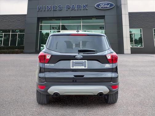 AGATE BLACK 2019 Ford Escape SE
