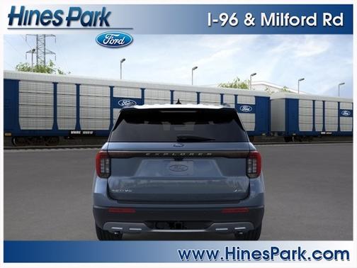 Vapor Blu Met 2026 Ford Explorer Active