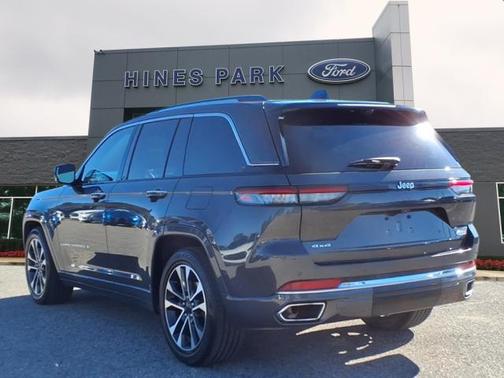 2022 Jeep Grand Cherokee Overland