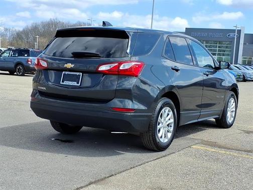 Nightfall Gray Metallic 2019 Chevrolet Equinox LS