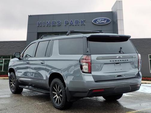 Satin Steel Metallic 2021 Chevrolet Suburban RST